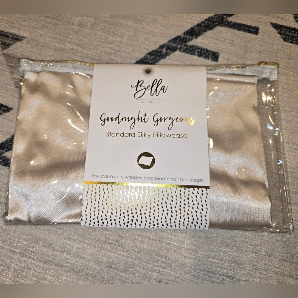 Bella il Fiore Goodnight Gorgeous Satin Pillowcase 4 Hair & Skin Standard Ivory